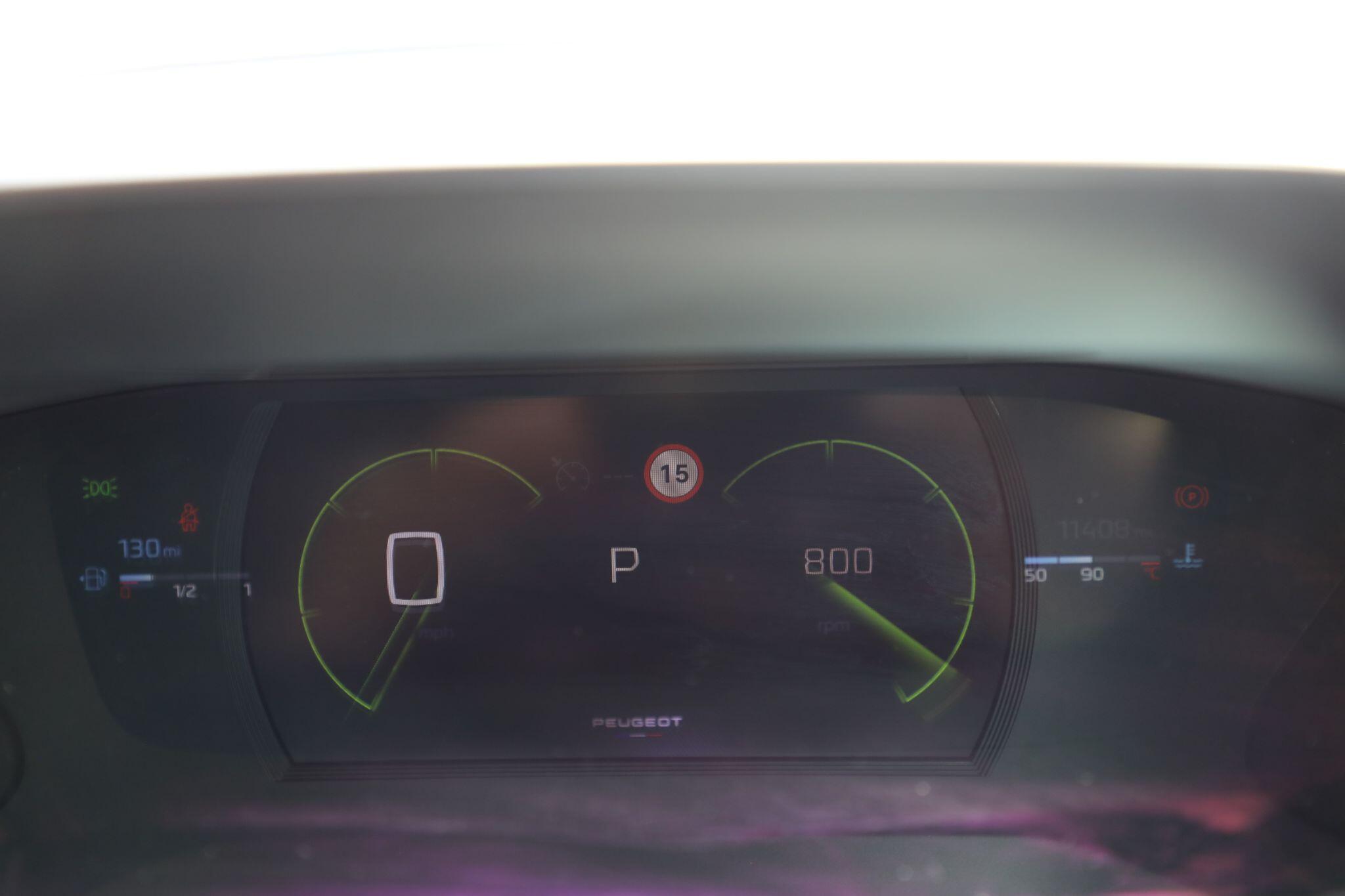 Large vehicle image